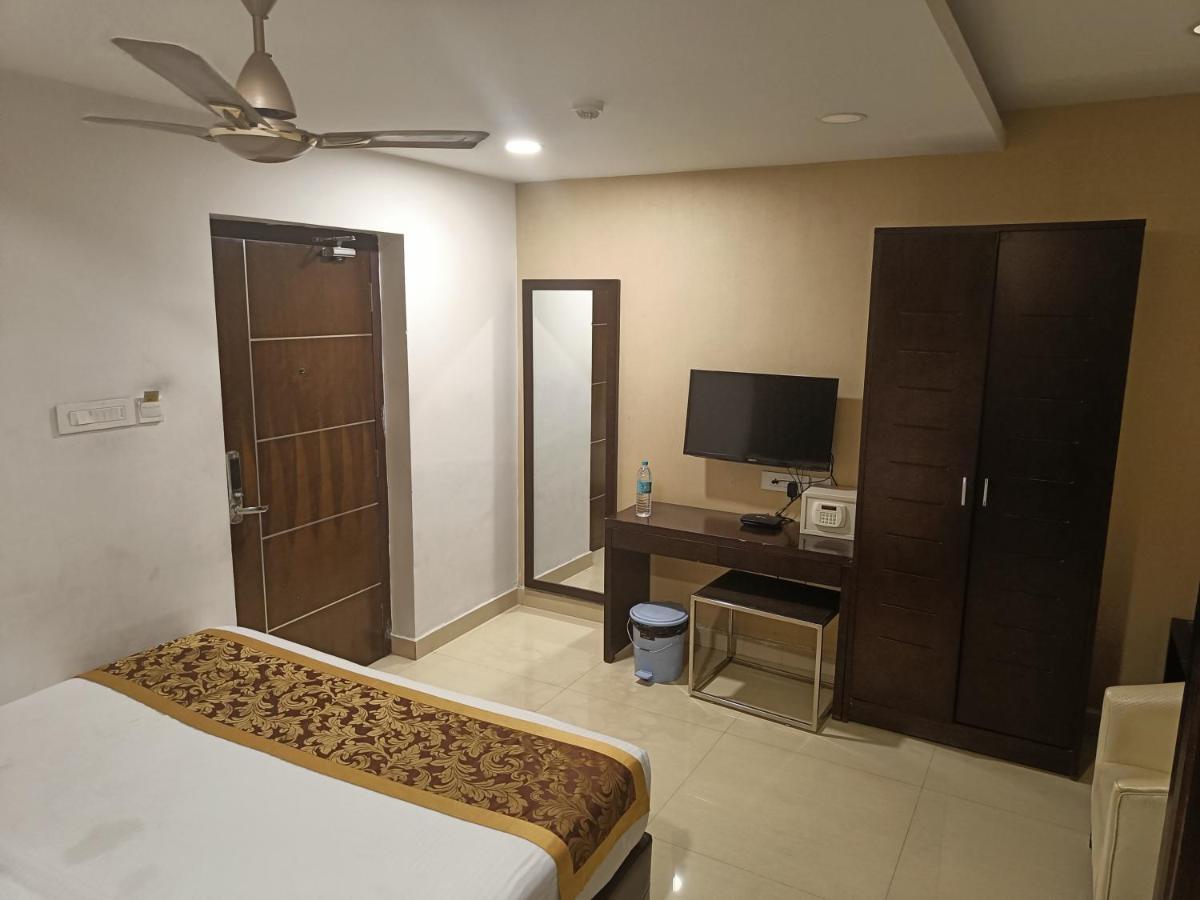 Hotel The Kings Park Residency Chennai Exterior foto