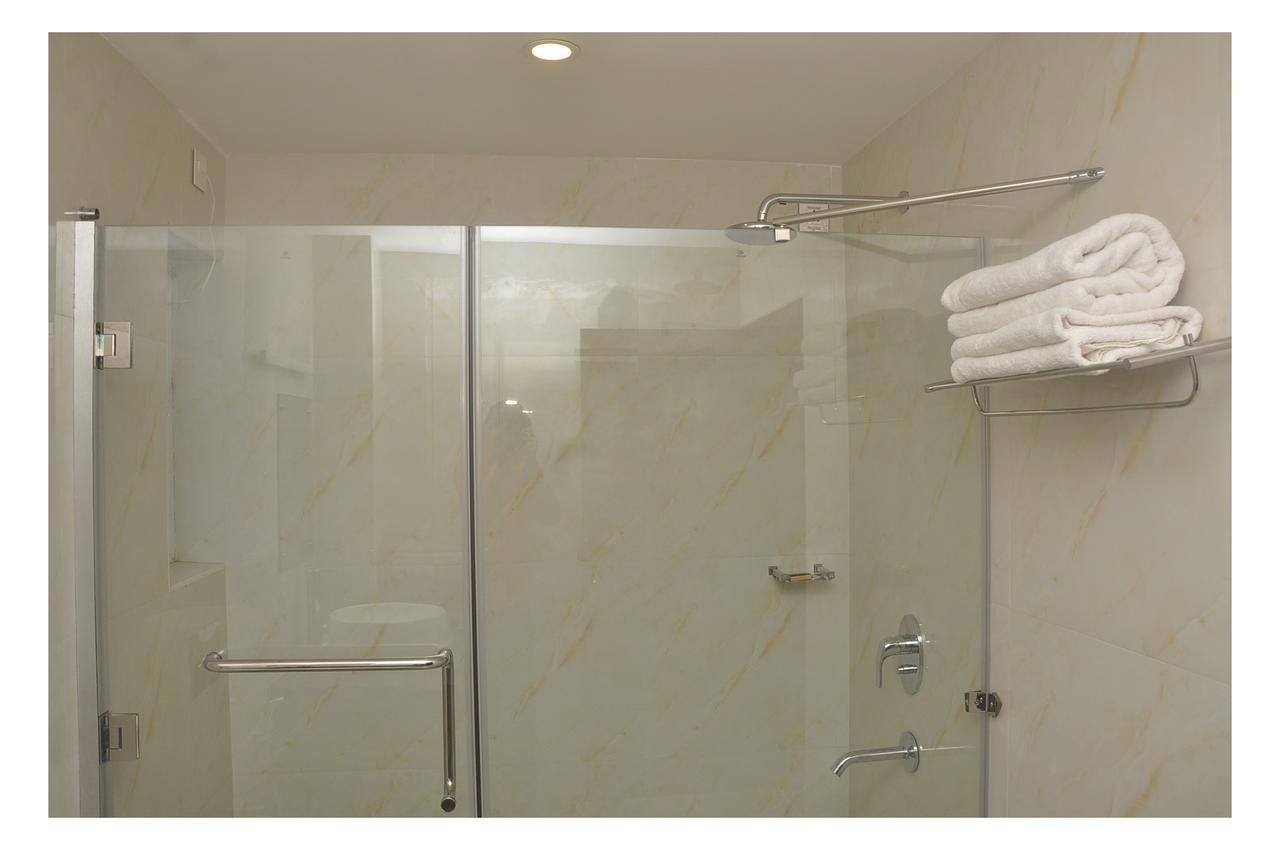 Hotel The Kings Park Residency Chennai Exterior foto