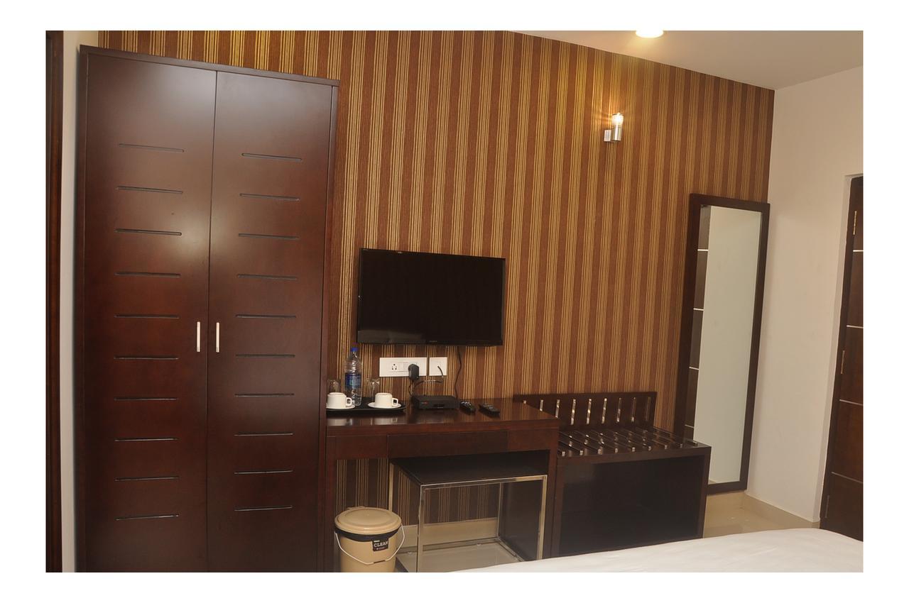 Hotel The Kings Park Residency Chennai Exterior foto